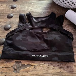Alphalete Sports Bra camo